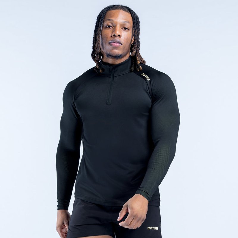 Unbound Quarter Zip